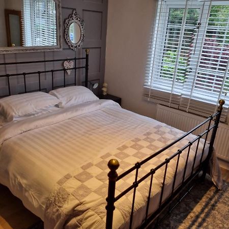 Villa Cosy, Dog Friendly House On The Fringe Of The Brecon Beacons Tredegar Exterior foto