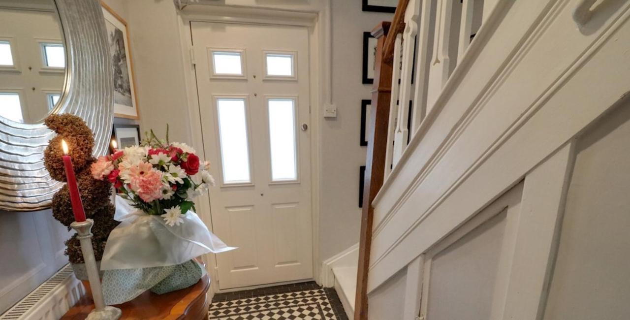 Villa Cosy, Dog Friendly House On The Fringe Of The Brecon Beacons Tredegar Exterior foto